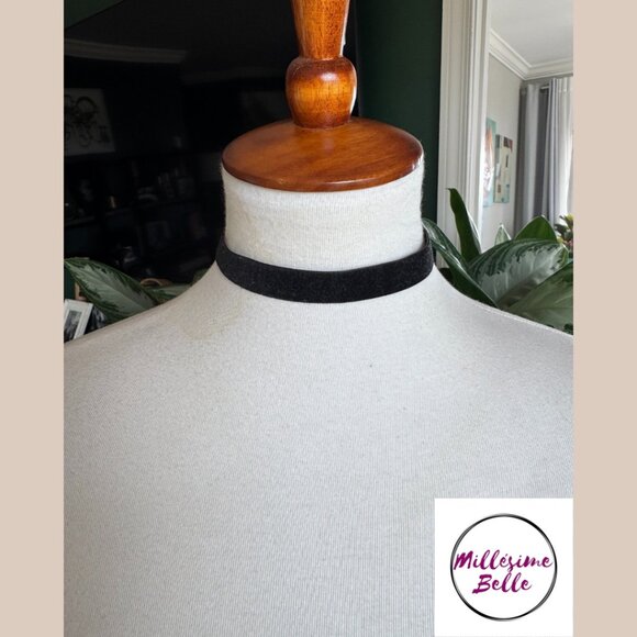 Black Choker Bundle of 6 - Picture 5 of 6